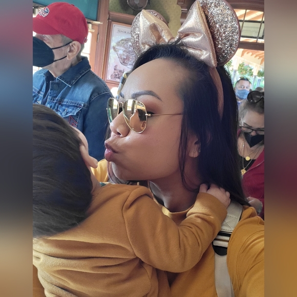 I'm Live! Come Posh With Me! - Picture 7 of 11